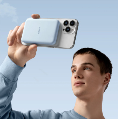 anker_621_blue_03