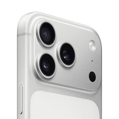 iphone_17_pro_silver_03