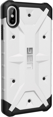 uag_pathfinder_xsmax_white_3